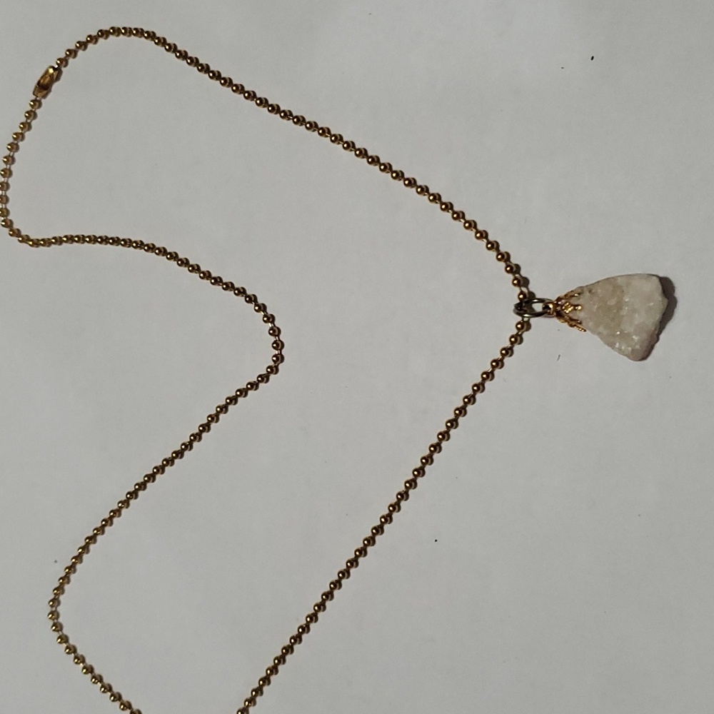 White quartz stone necklace